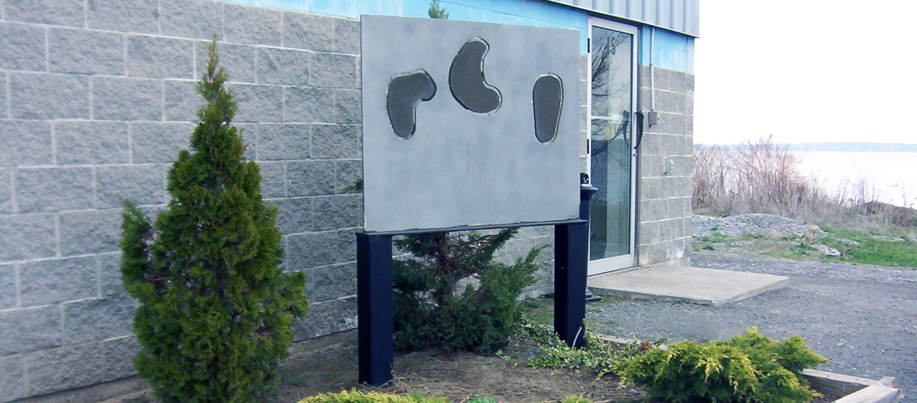 RCI entrance sign